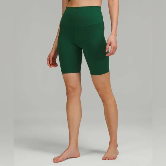 Lululemon Align High-Rise Short 8"
Everglade Green emerald green biker shorts - Picture 3 of 11